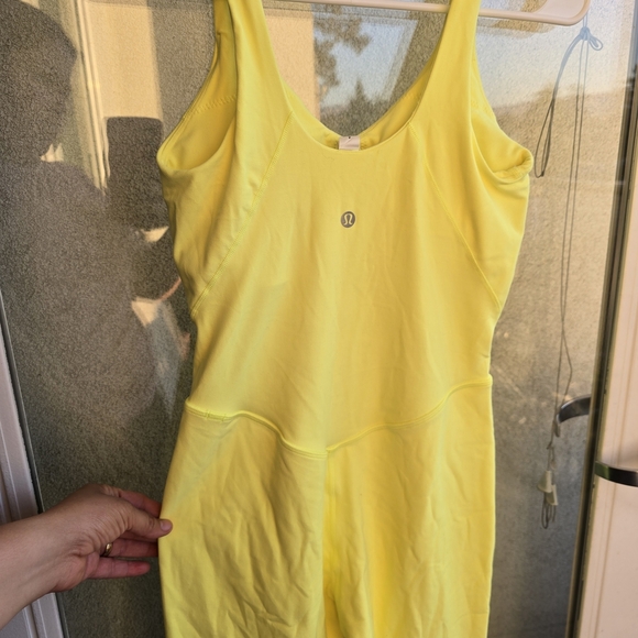Lululemon Athletica Bright Yellow Sleeveless Top - Picture 6 of 8